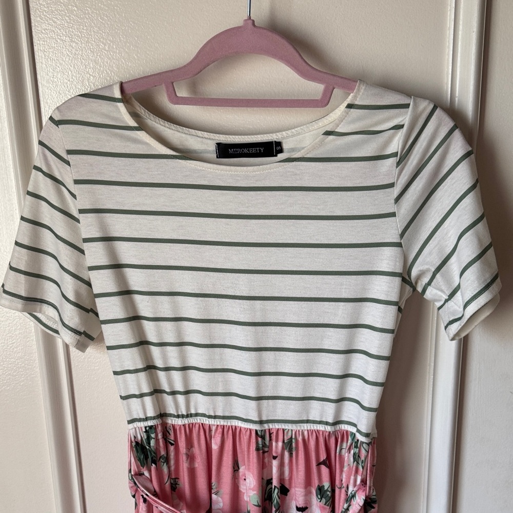 Merokeety Striped Floral Maxi Dress - Picture 5 of 8